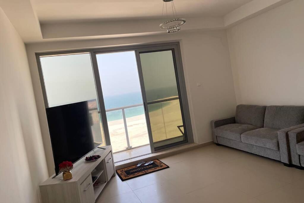 2 Bedroom Incredible Ocean Vew Apartment Рас-эль-Хайма Экстерьер фото